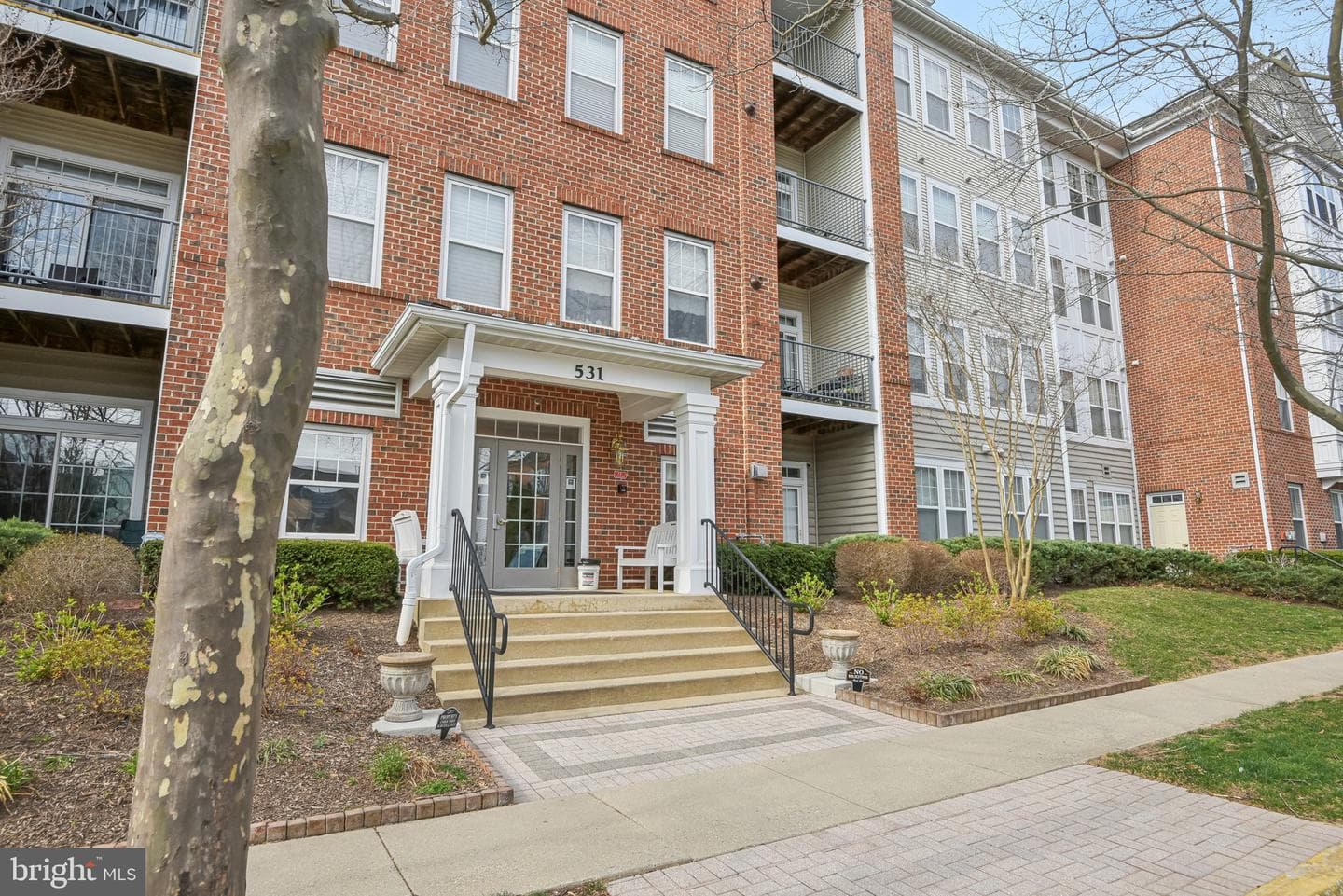 531 Lawson Way #108 photo 28