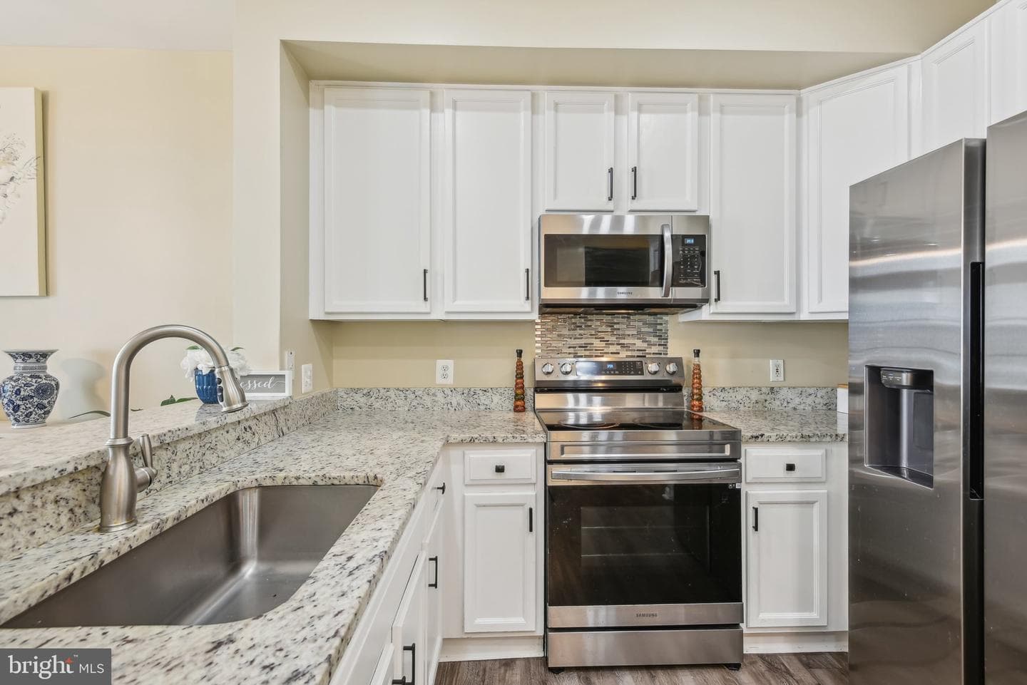 531 Lawson Way #108 photo 4