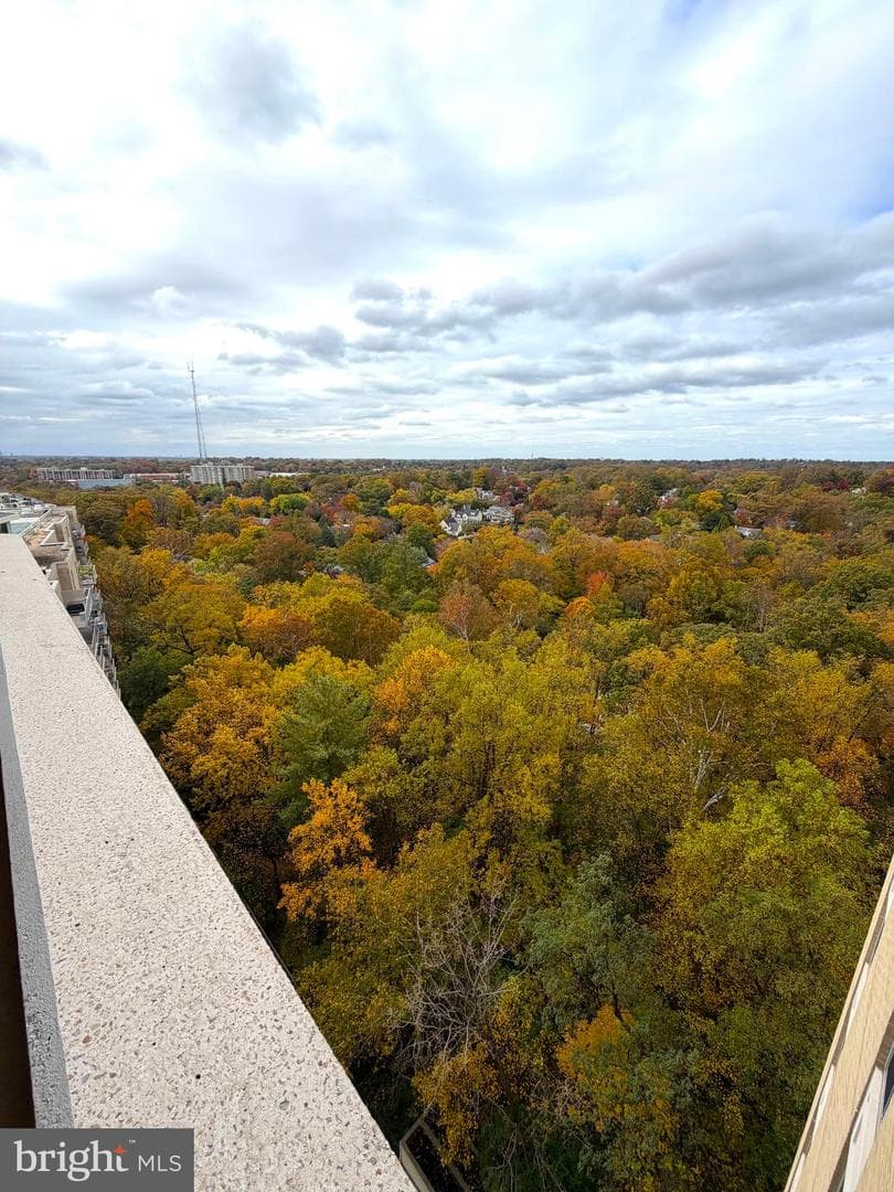 4601 N Park Avenue #1807-G photo 13