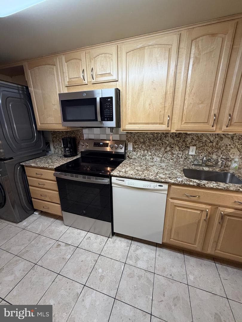 4601 N Park Avenue #1807-G photo 18