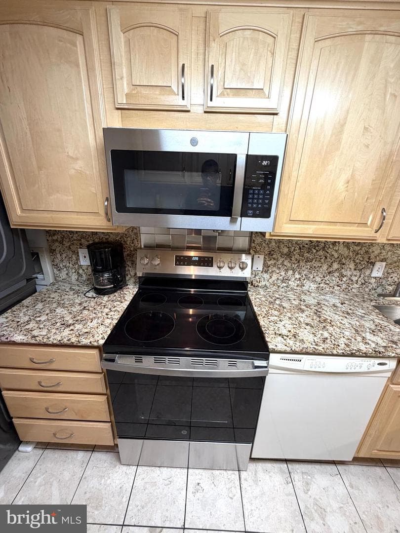 4601 N Park Avenue #1807-G photo 21