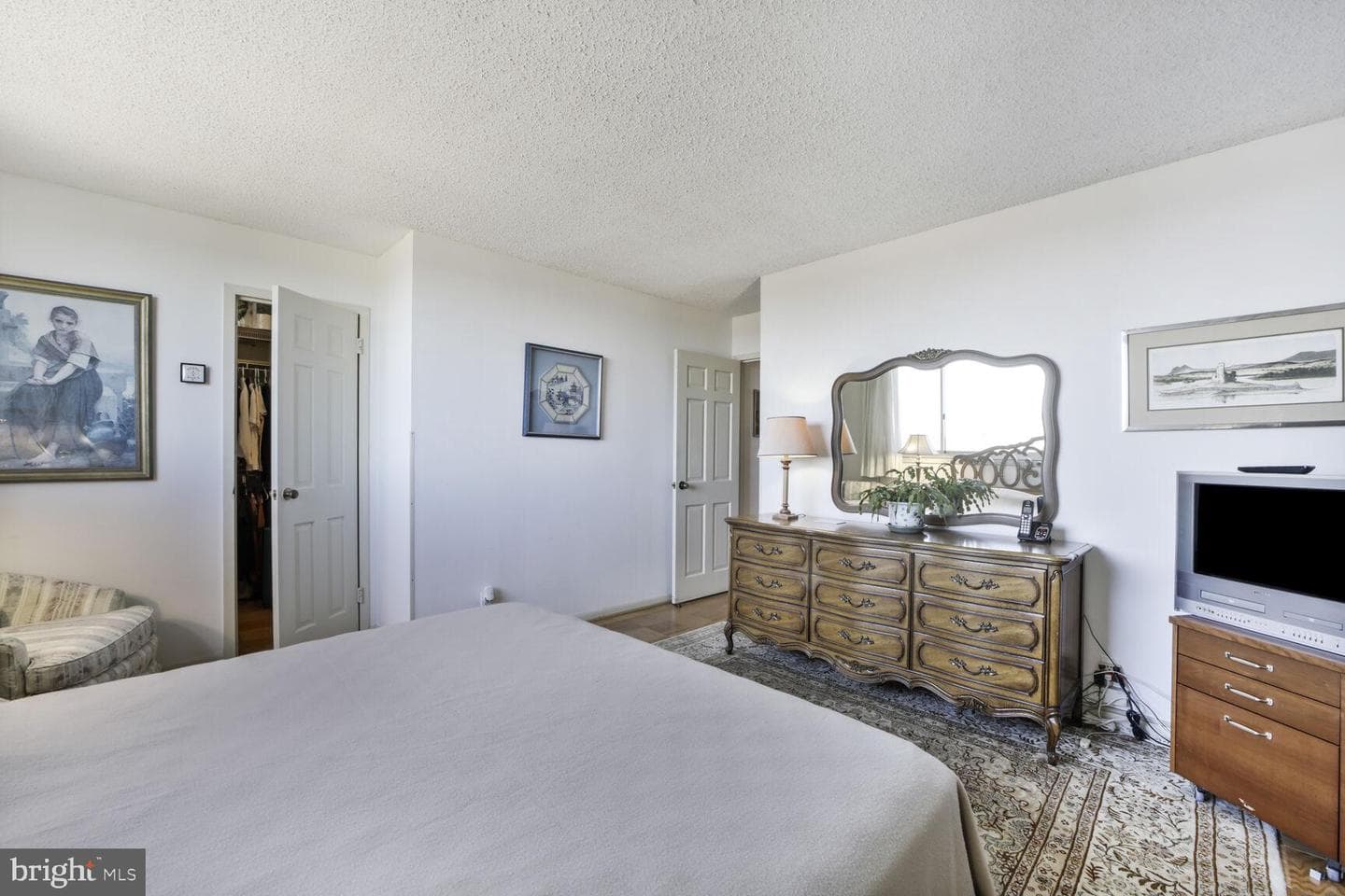 4601 N Park Avenue #1807-G photo 26