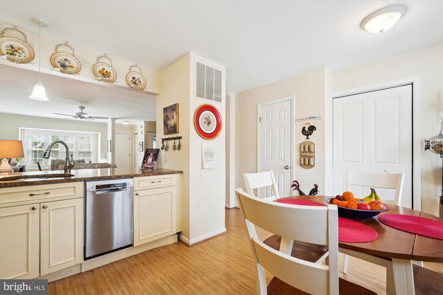 18244 Fox Chase Circle photo 12