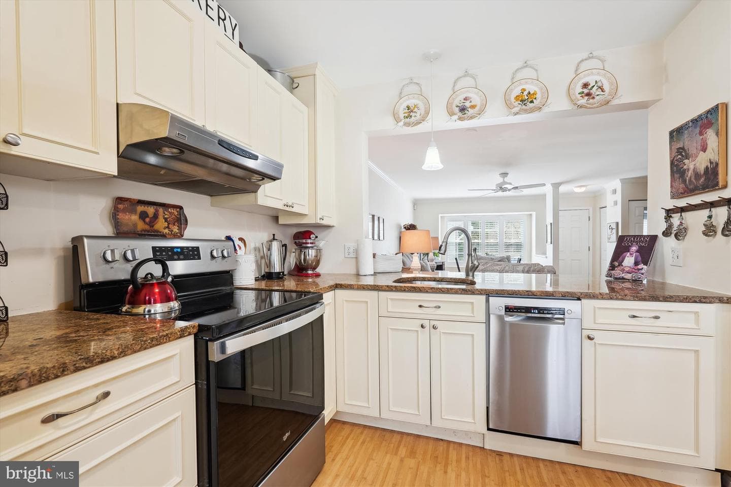 18244 Fox Chase Circle photo 13