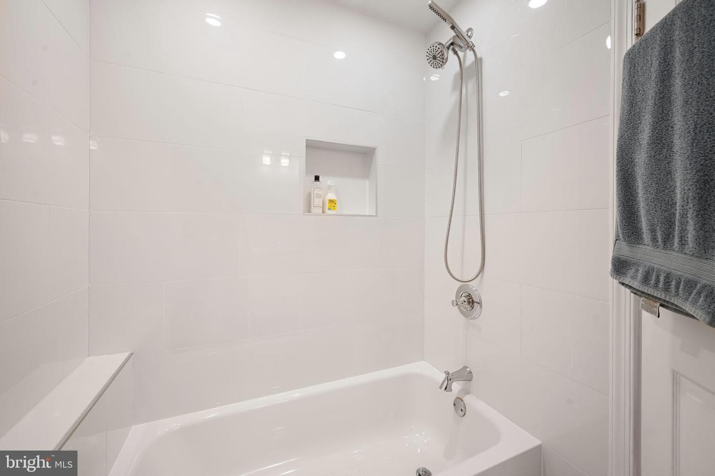 5200 Lawn Way photo 46