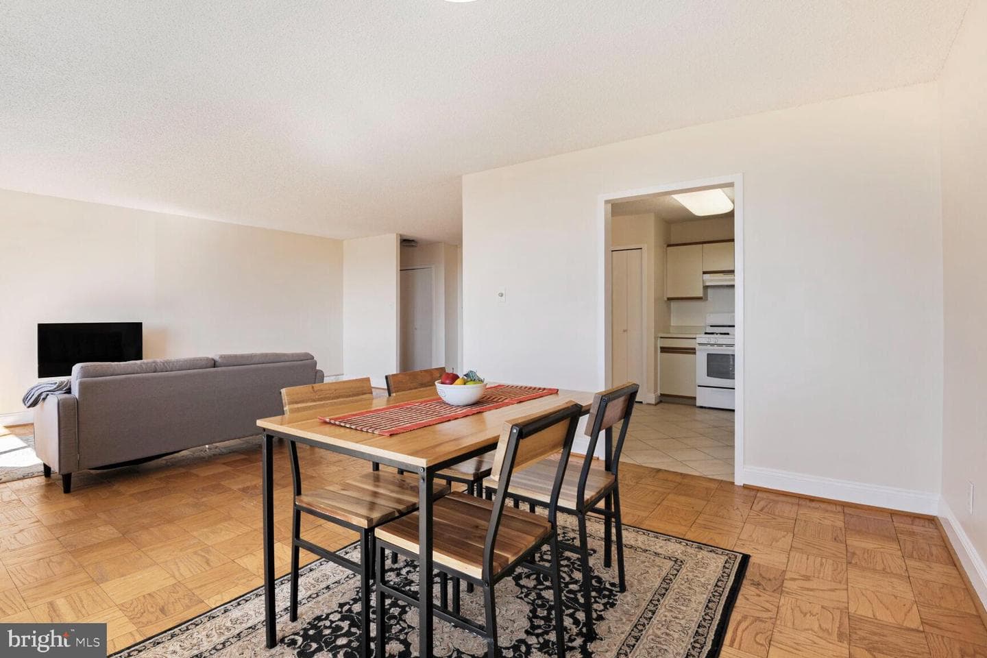 5225 Pooks Hill Road #1123n photo 7