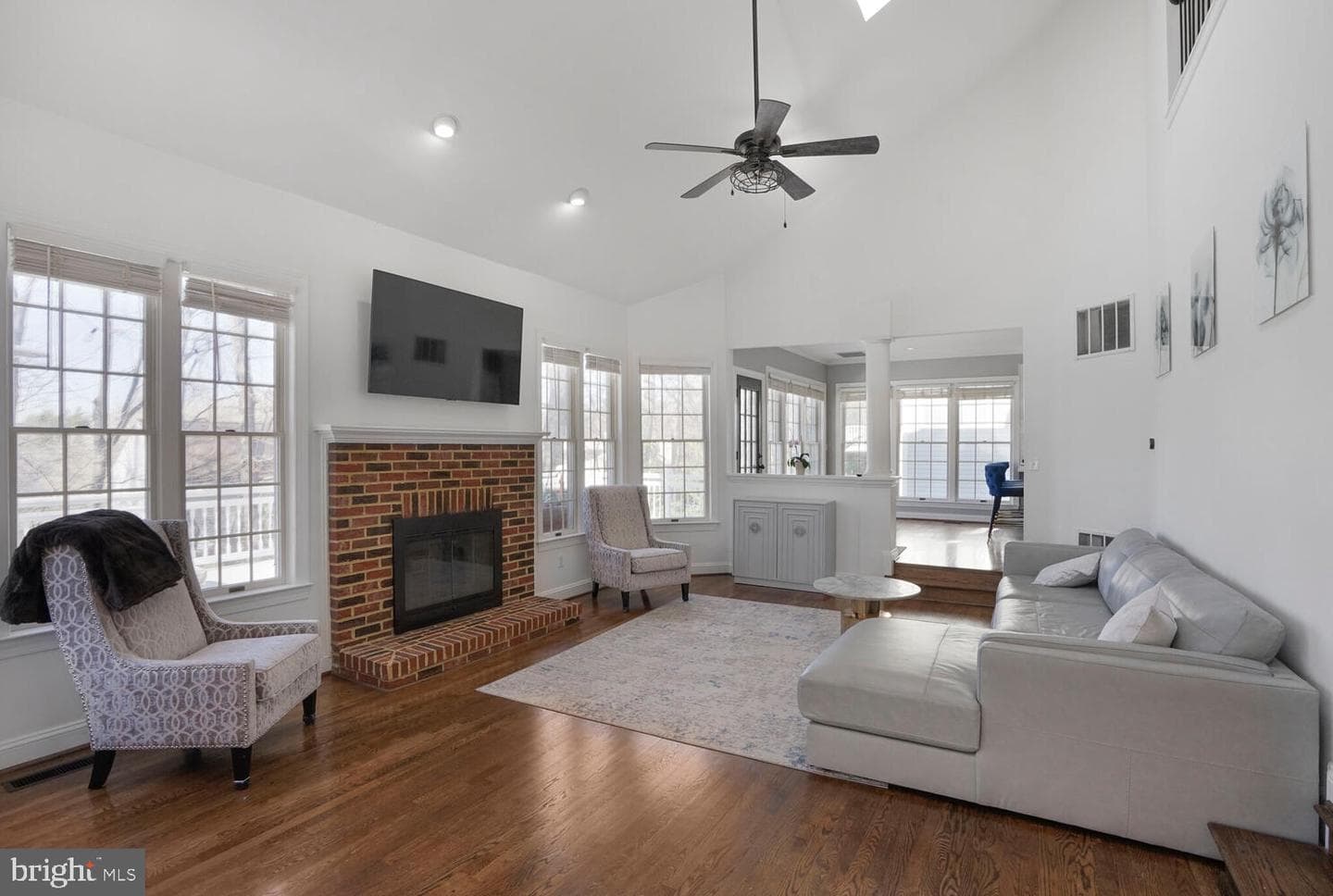 15321 Chinaberry Street photo 22