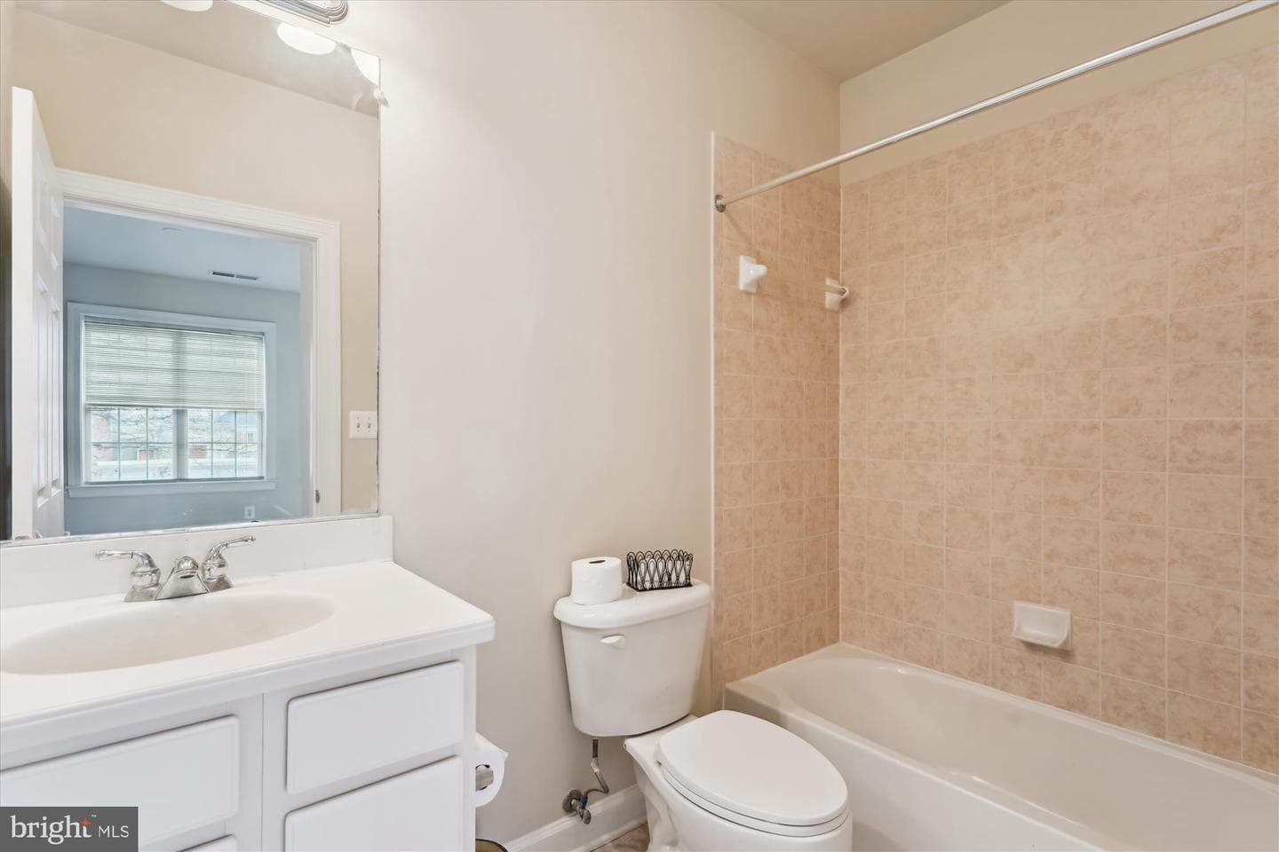 401 King Farm Boulevard #201 photo 25