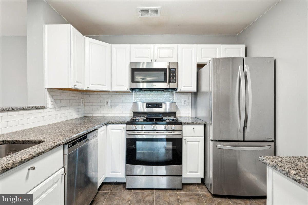 13201 Astoria Hill Court #13201 photo 17