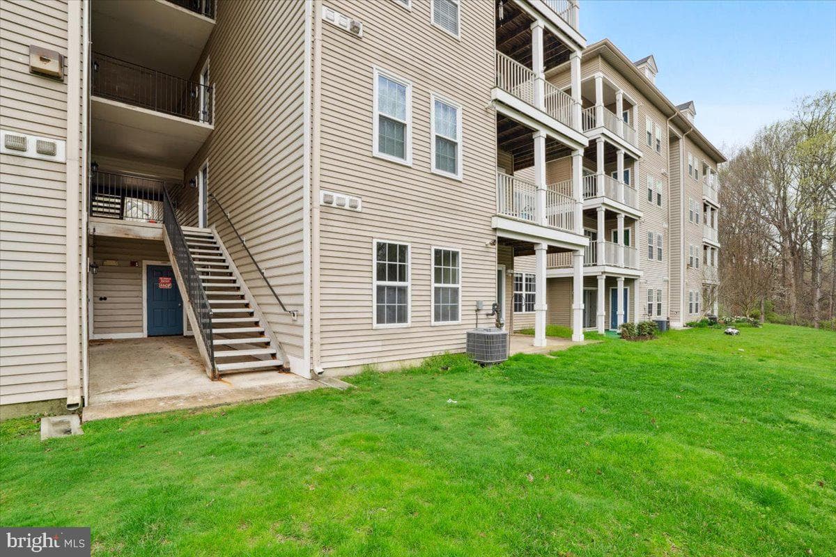 13201 Astoria Hill Court #13201 photo 4