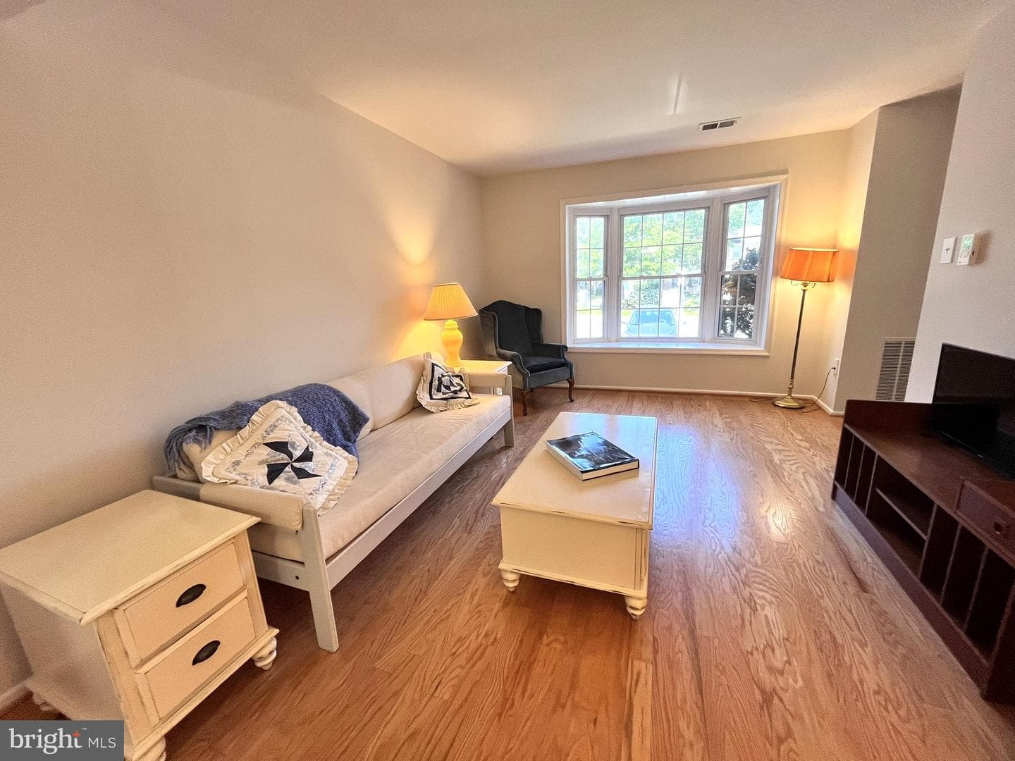 13 Chantilly Court photo 12