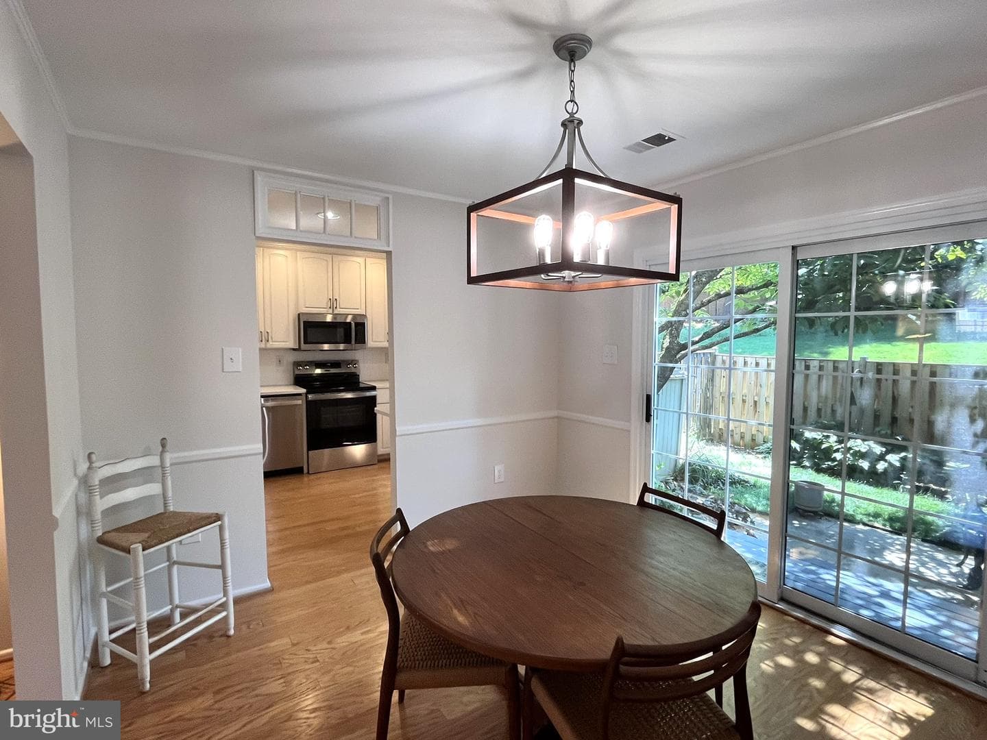 13 Chantilly Court photo 14