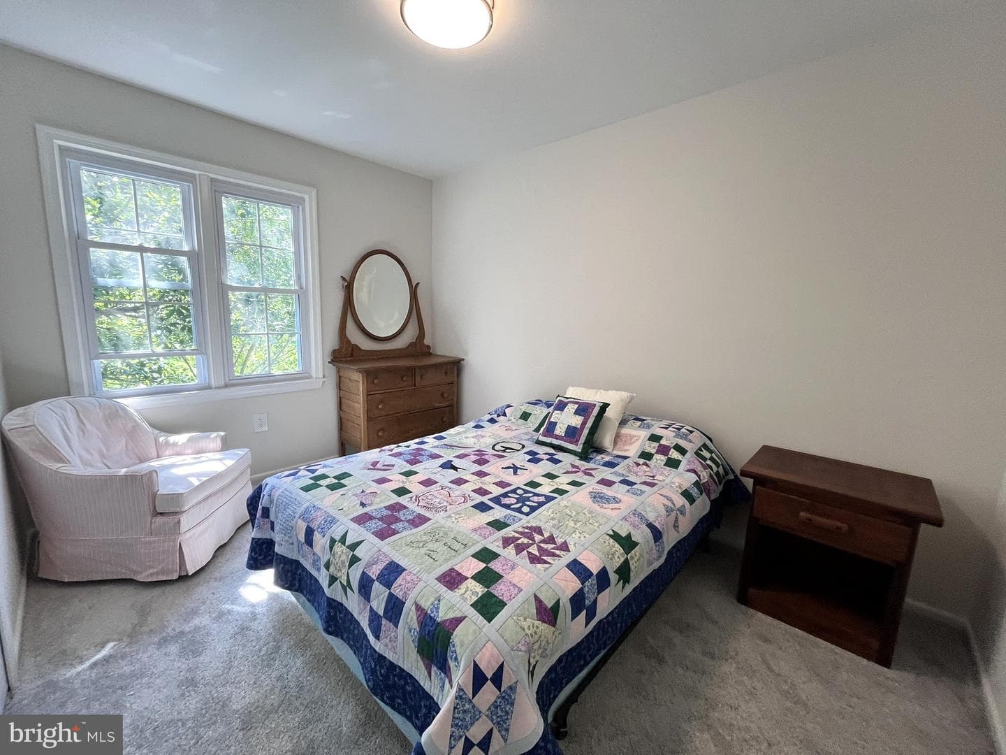 13 Chantilly Court photo 27