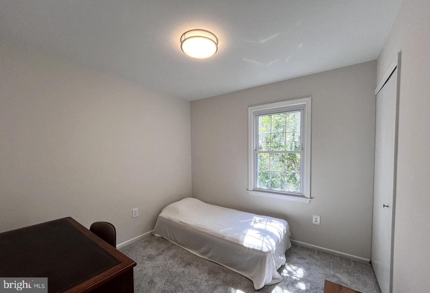 13 Chantilly Court photo 33