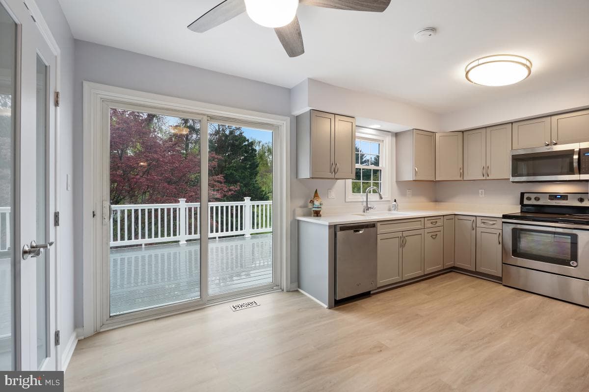 10624 Sawdust Circle photo 15