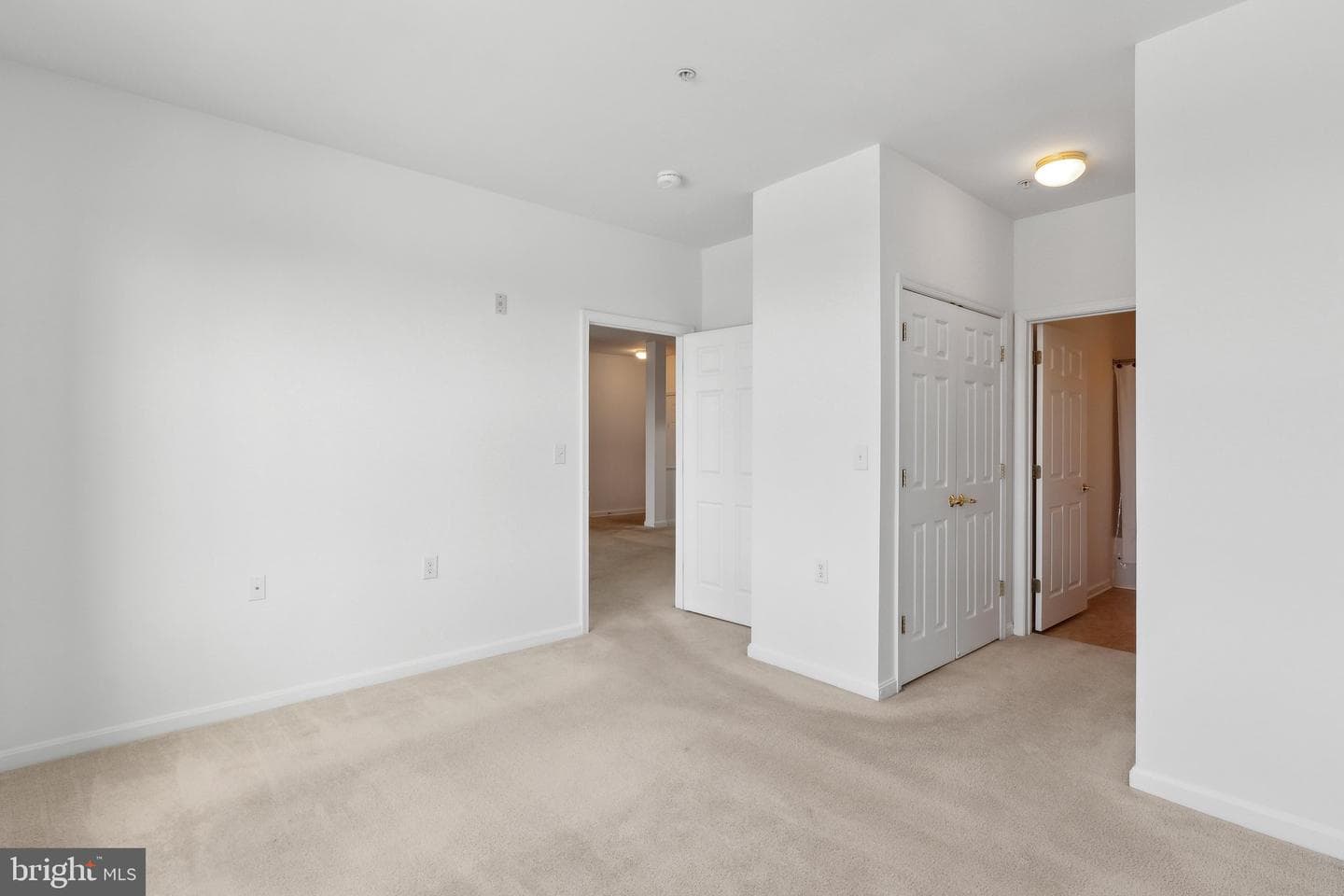 14301 Kings Crossing Boulevard #209 photo 13