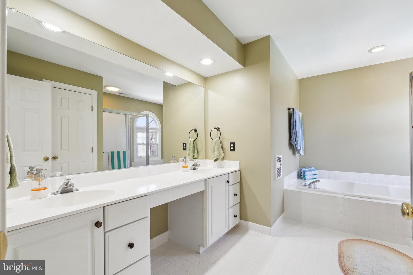 21525 Fox Field Circle photo 29