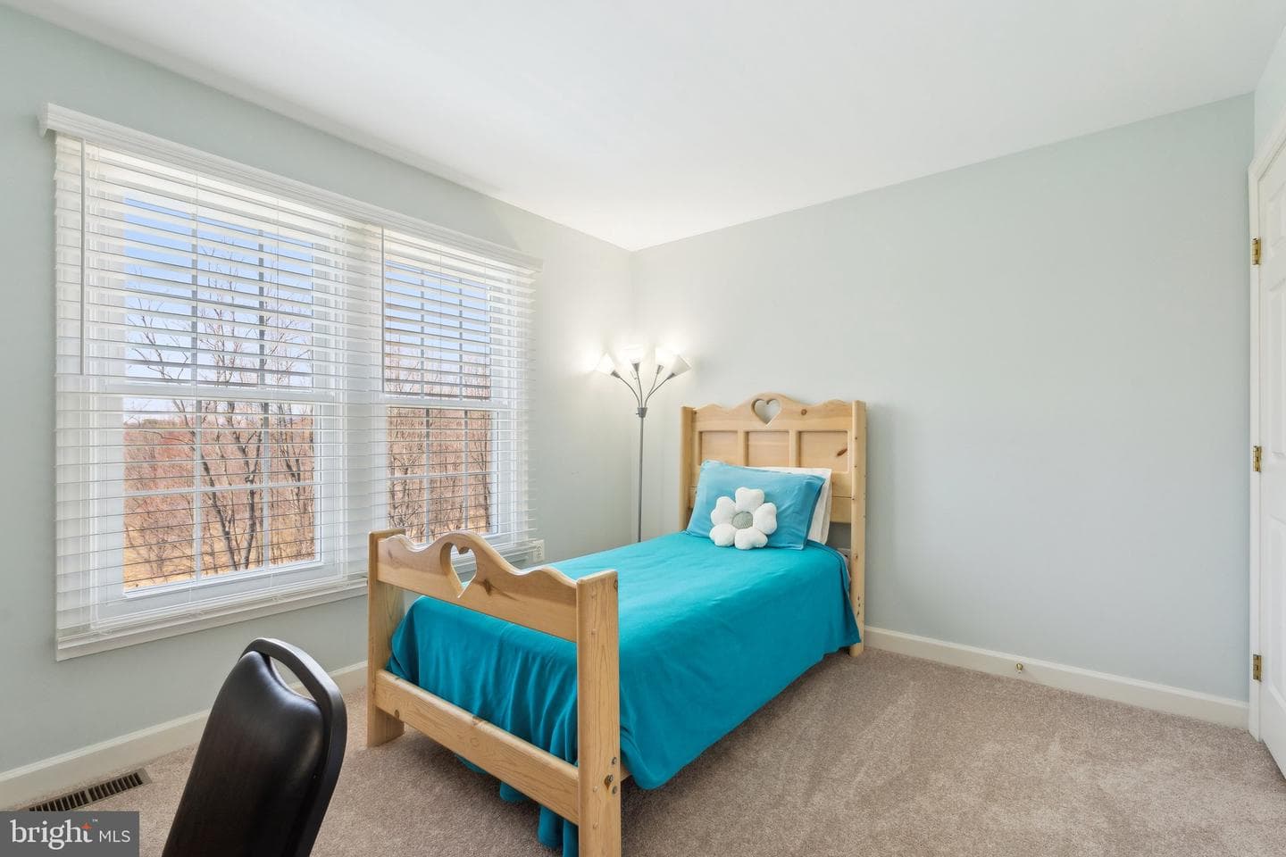 21525 Fox Field Circle photo 35