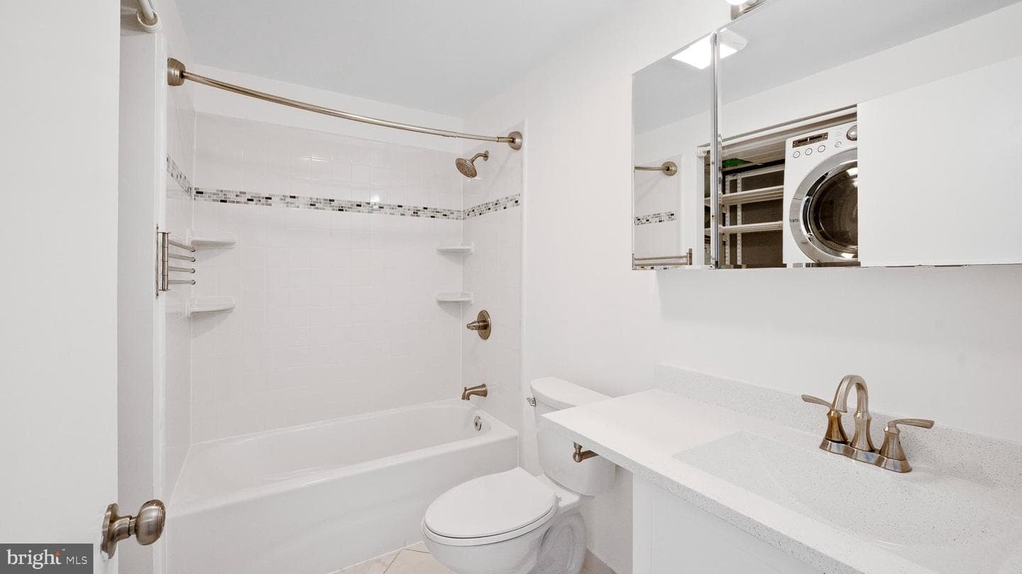 10710 Lester Street photo 15