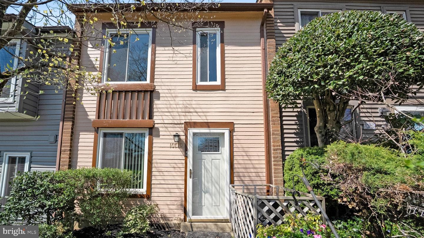 10710 Lester Street photo 3