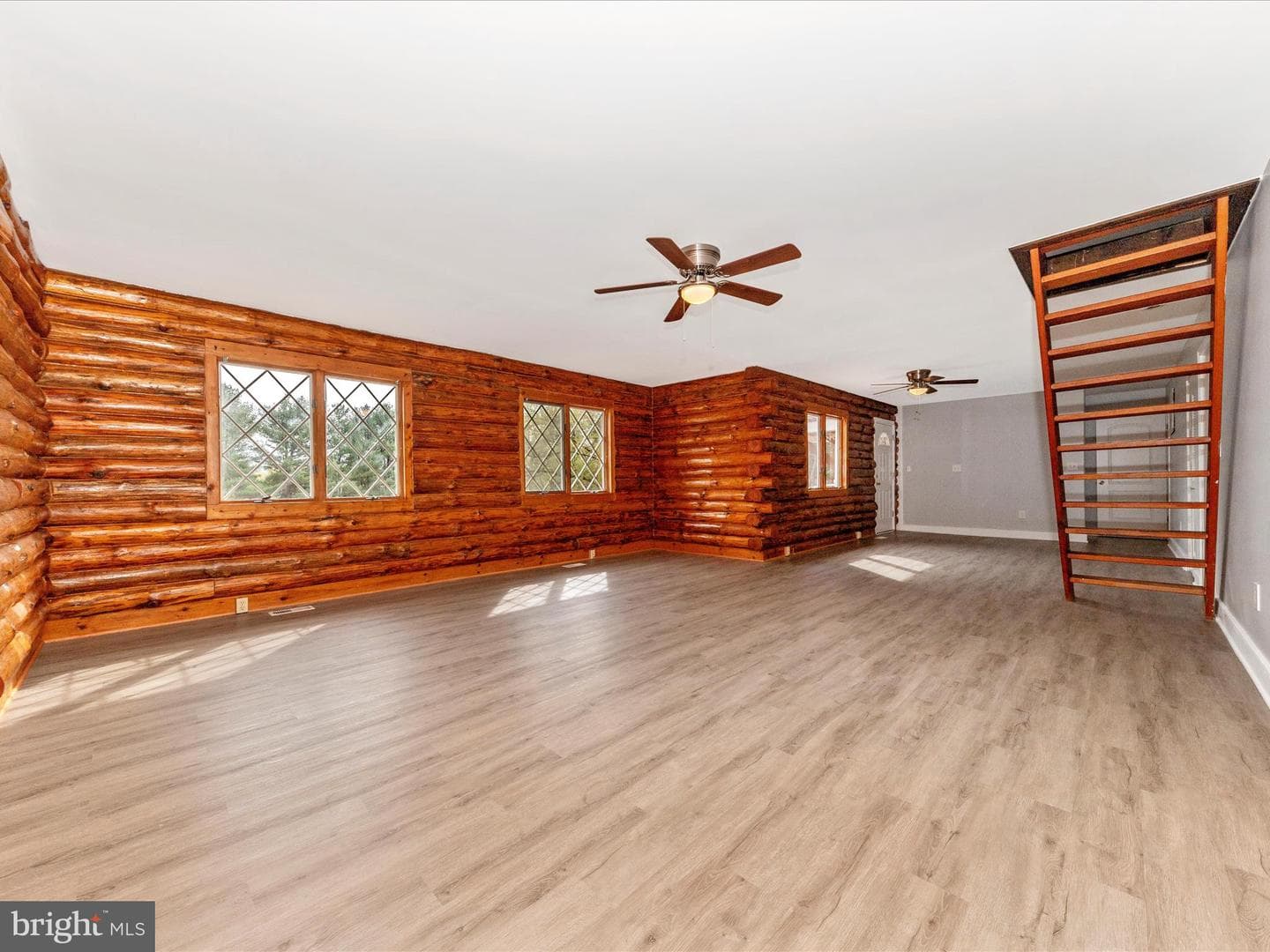 9513 Huntmaster Road photo 10