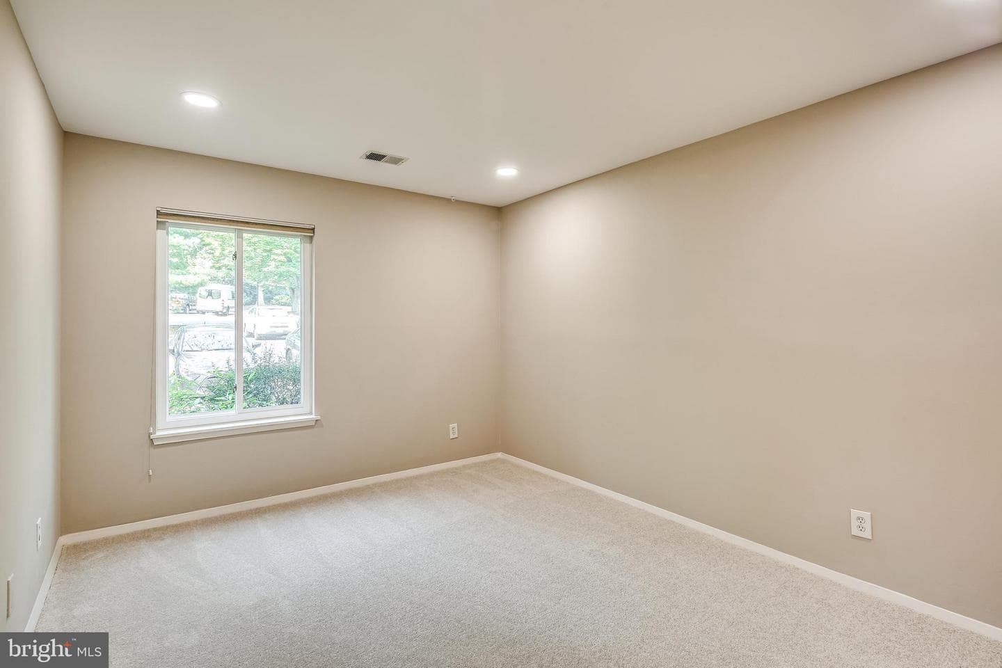 11405 Commonwealth Drive #4 photo 25