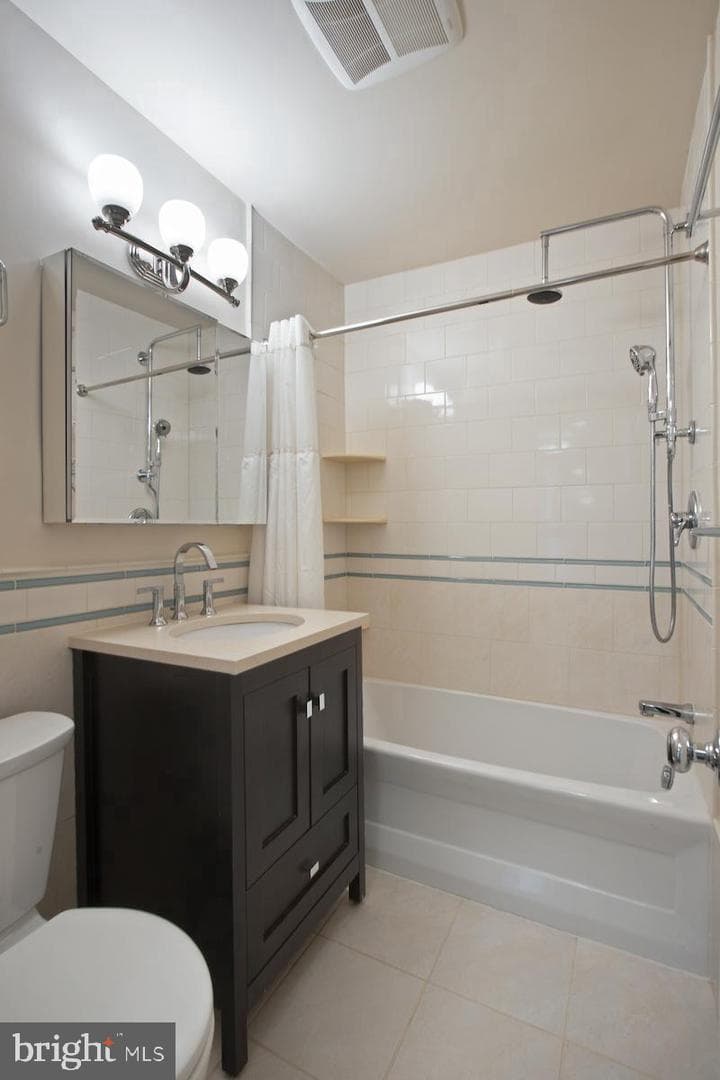 10601 Weymouth Street #204 photo 16