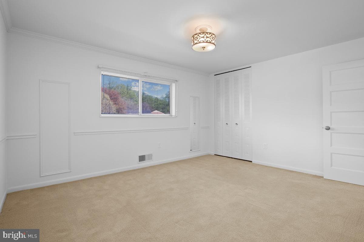 10601 Weymouth Street #204 photo 17