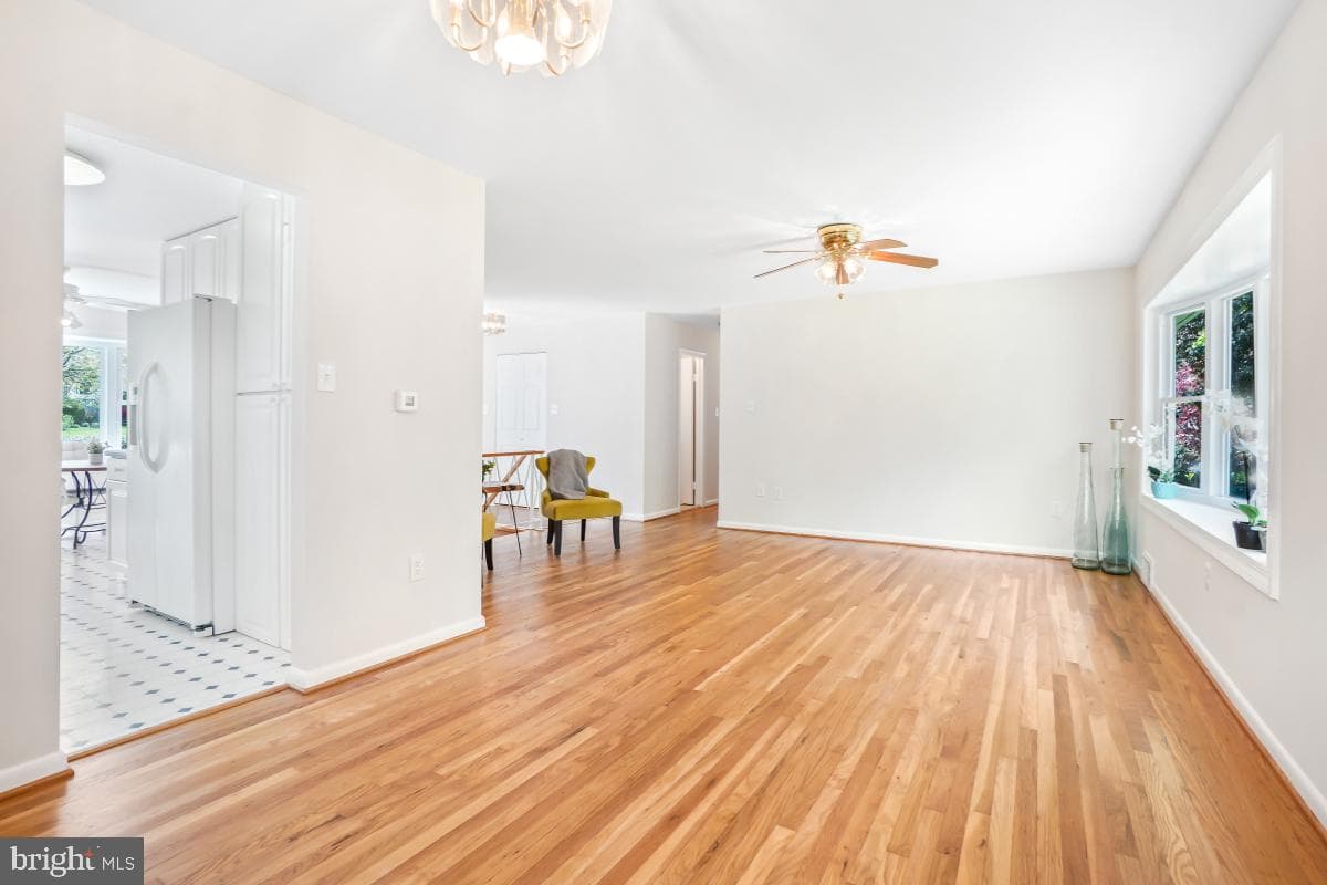 14208 Arctic Avenue photo 12