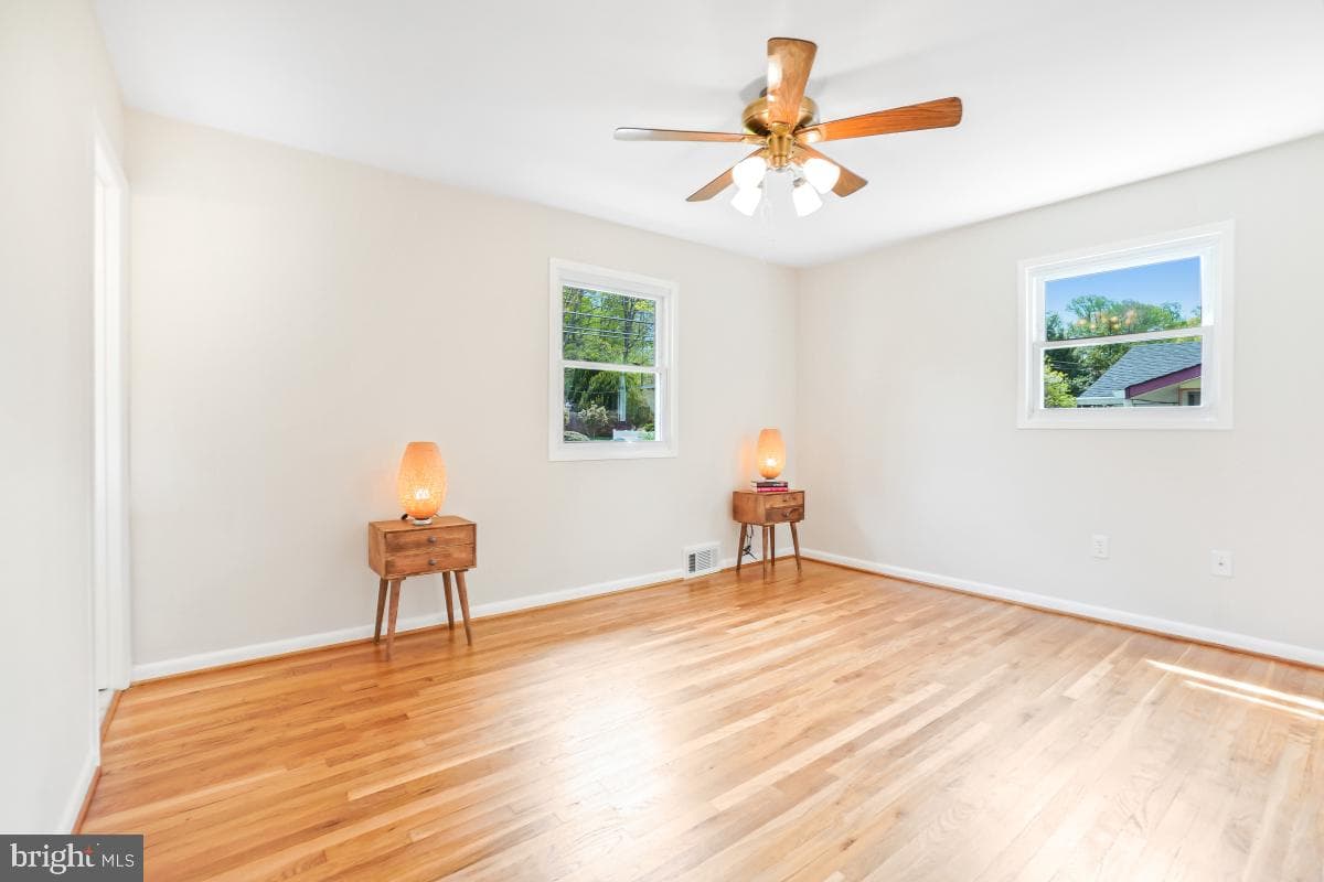 14208 Arctic Avenue photo 14
