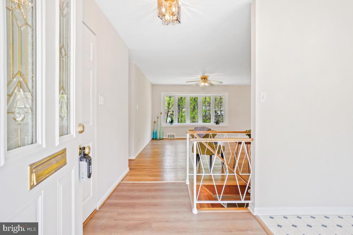 14208 Arctic Avenue photo 2
