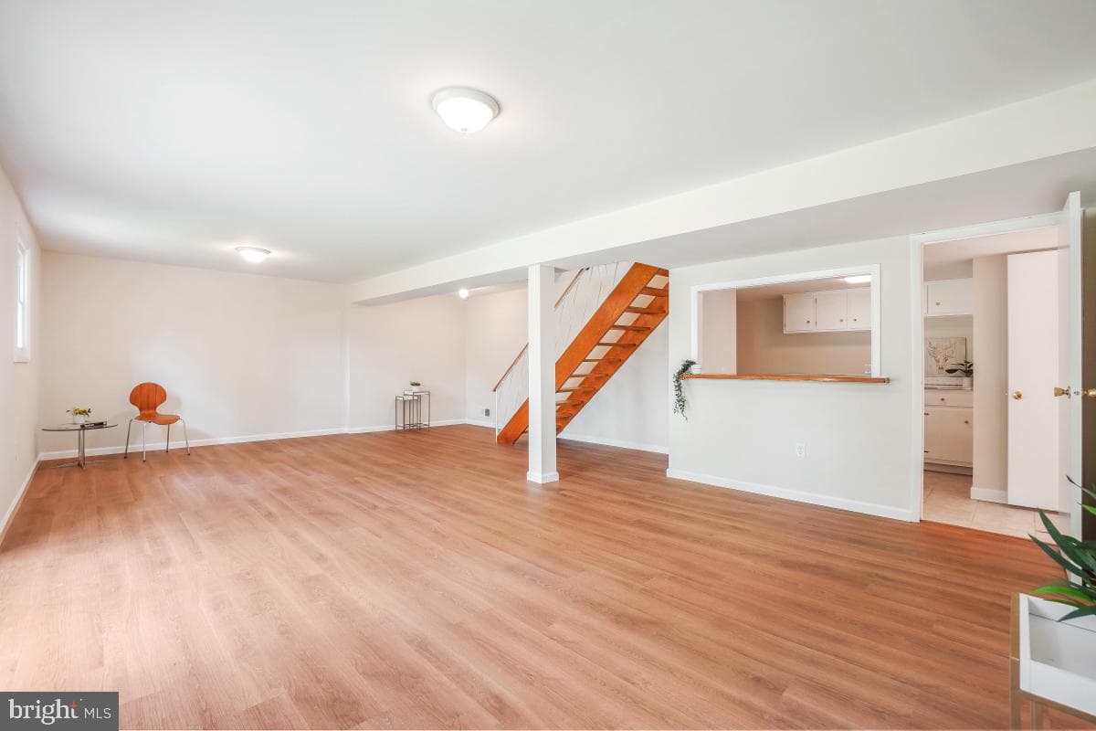 14208 Arctic Avenue photo 21