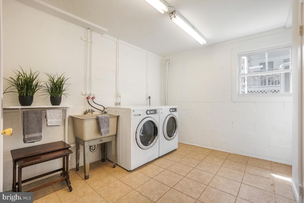 14208 Arctic Avenue photo 26
