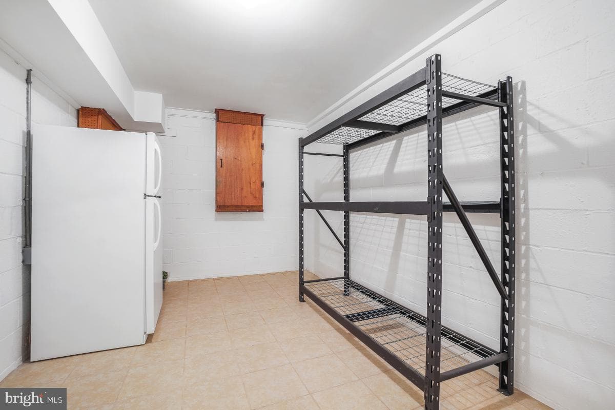 14208 Arctic Avenue photo 28