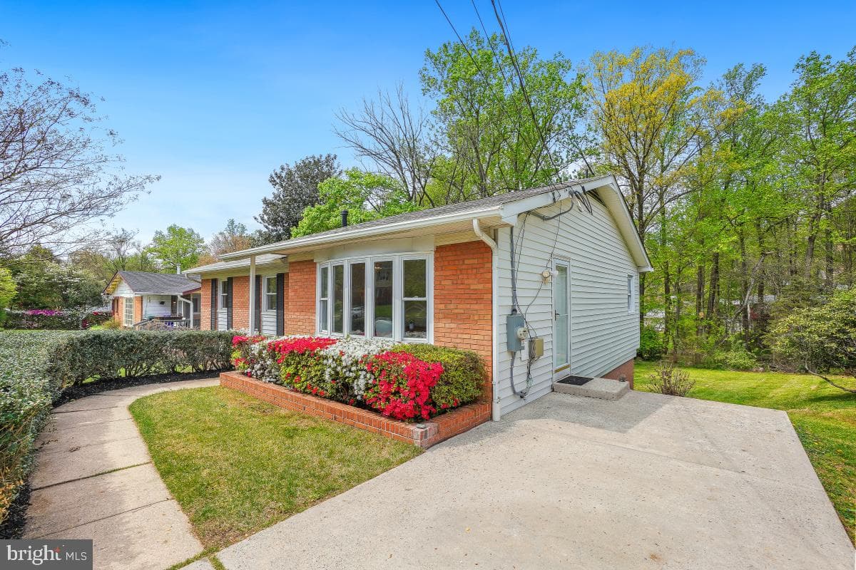 14208 Arctic Avenue photo 30