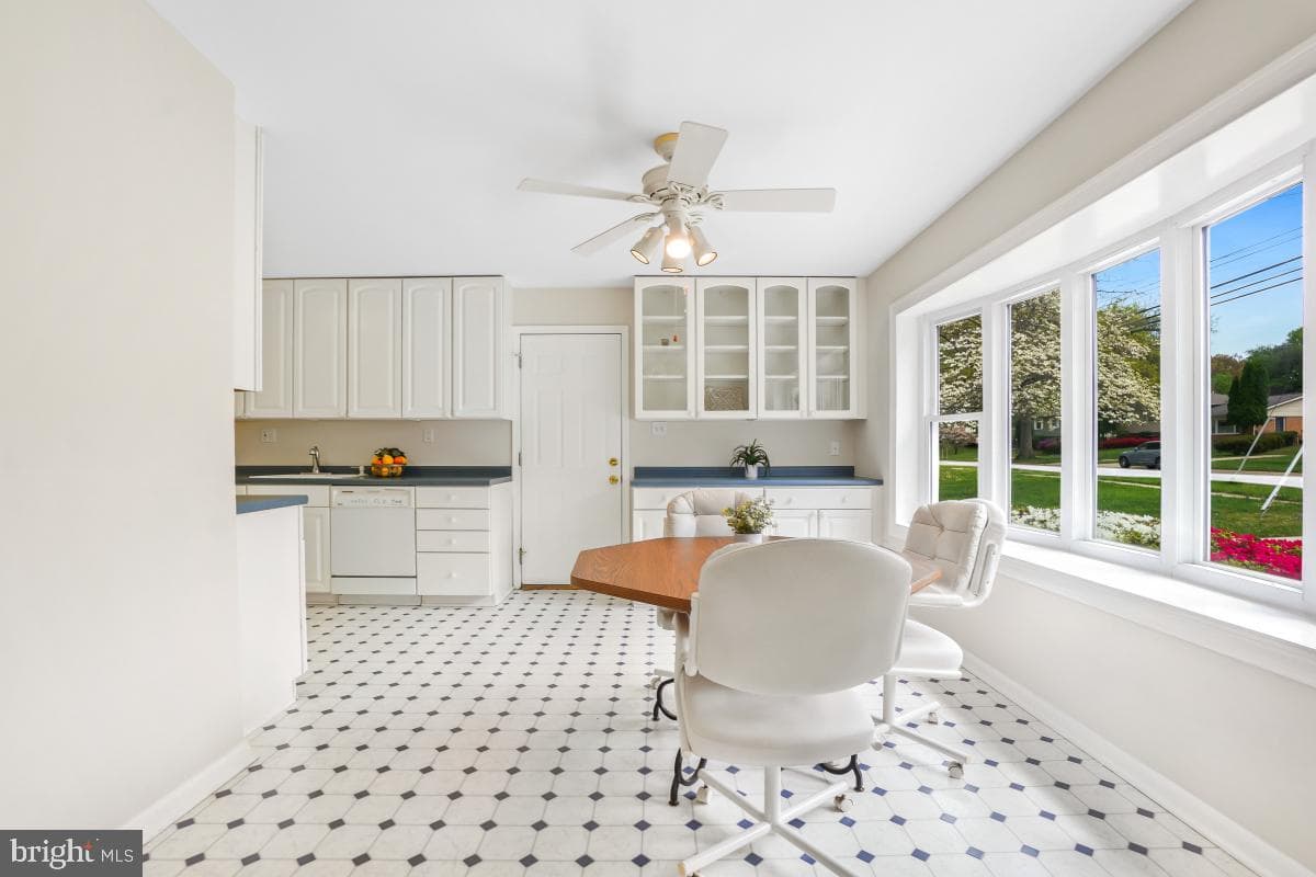 14208 Arctic Avenue photo 4