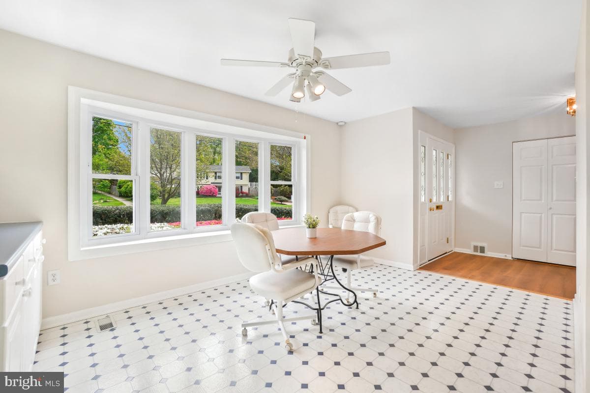 14208 Arctic Avenue photo 5