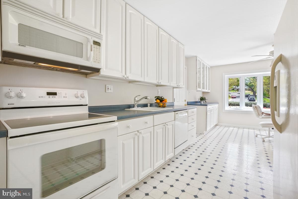 14208 Arctic Avenue photo 7