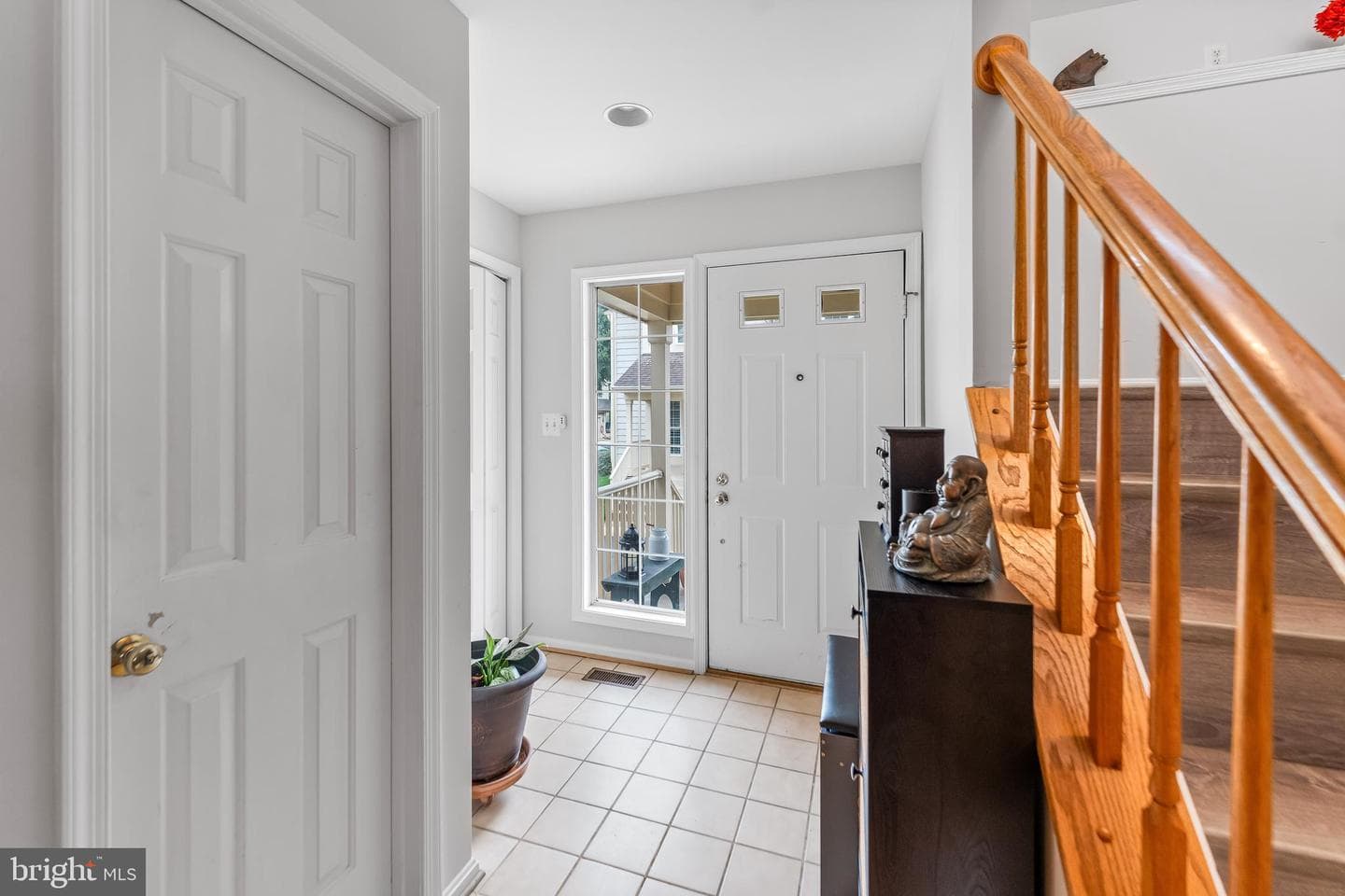 19904 Halfpenny Place photo 5