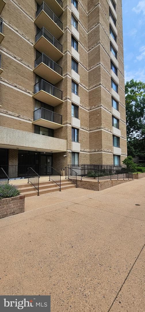 104 Monroe Street #201 photo 40
