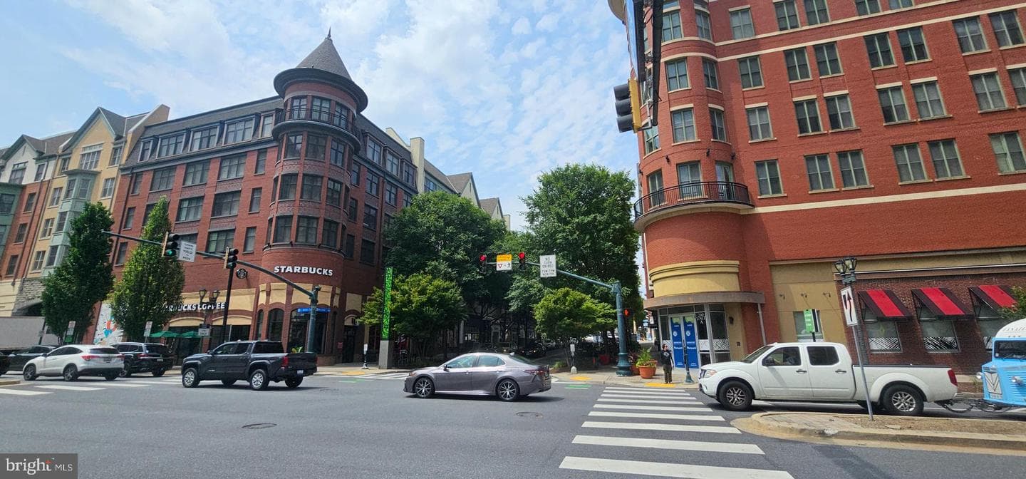 104 Monroe Street #201 photo 46