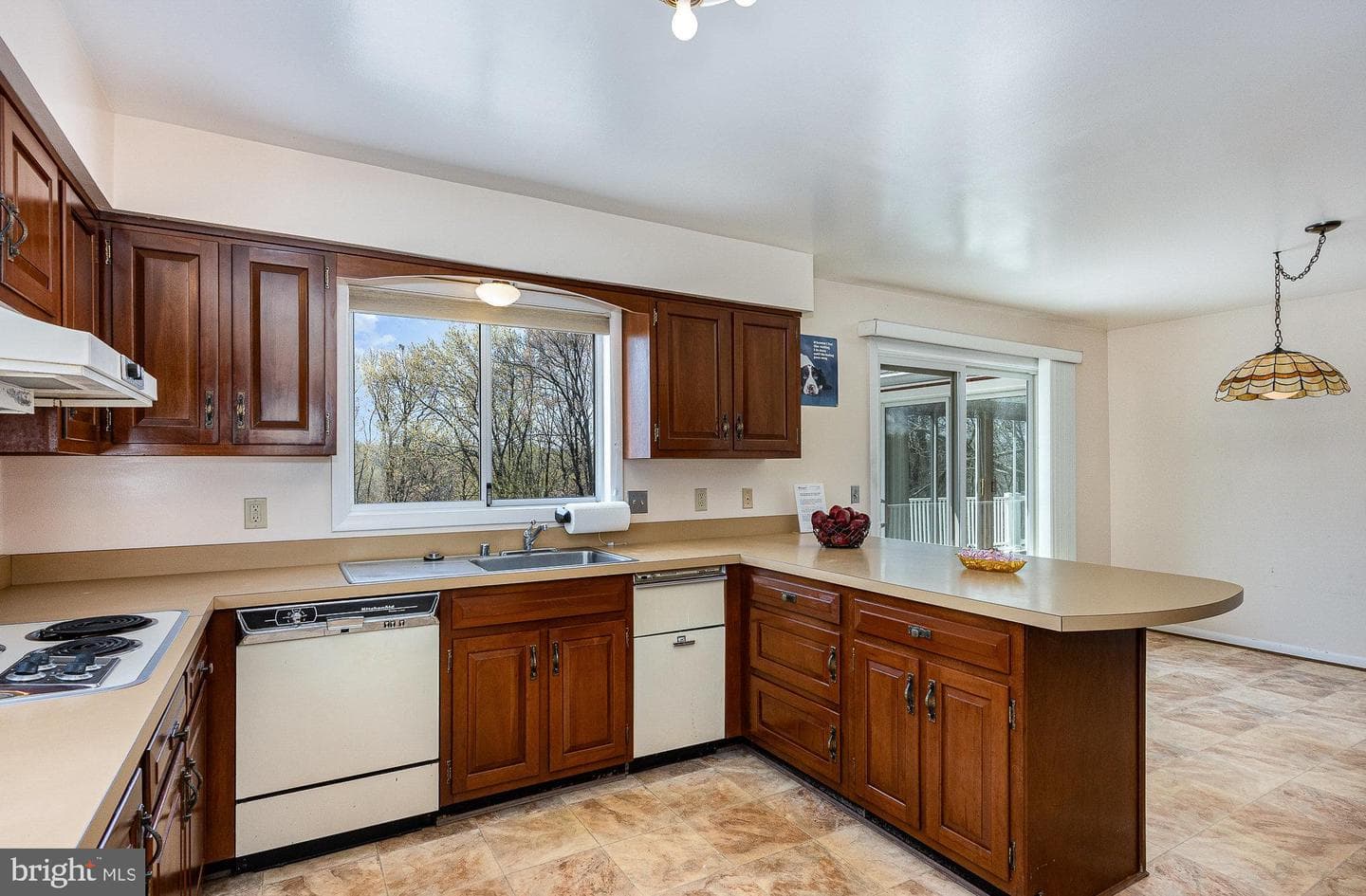 7421 Hawkins Creamery Road photo 10
