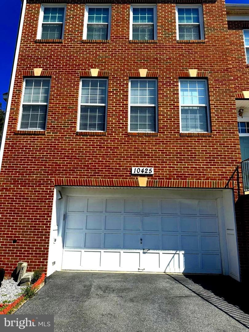 10425 Ridge Landing Place photo 2