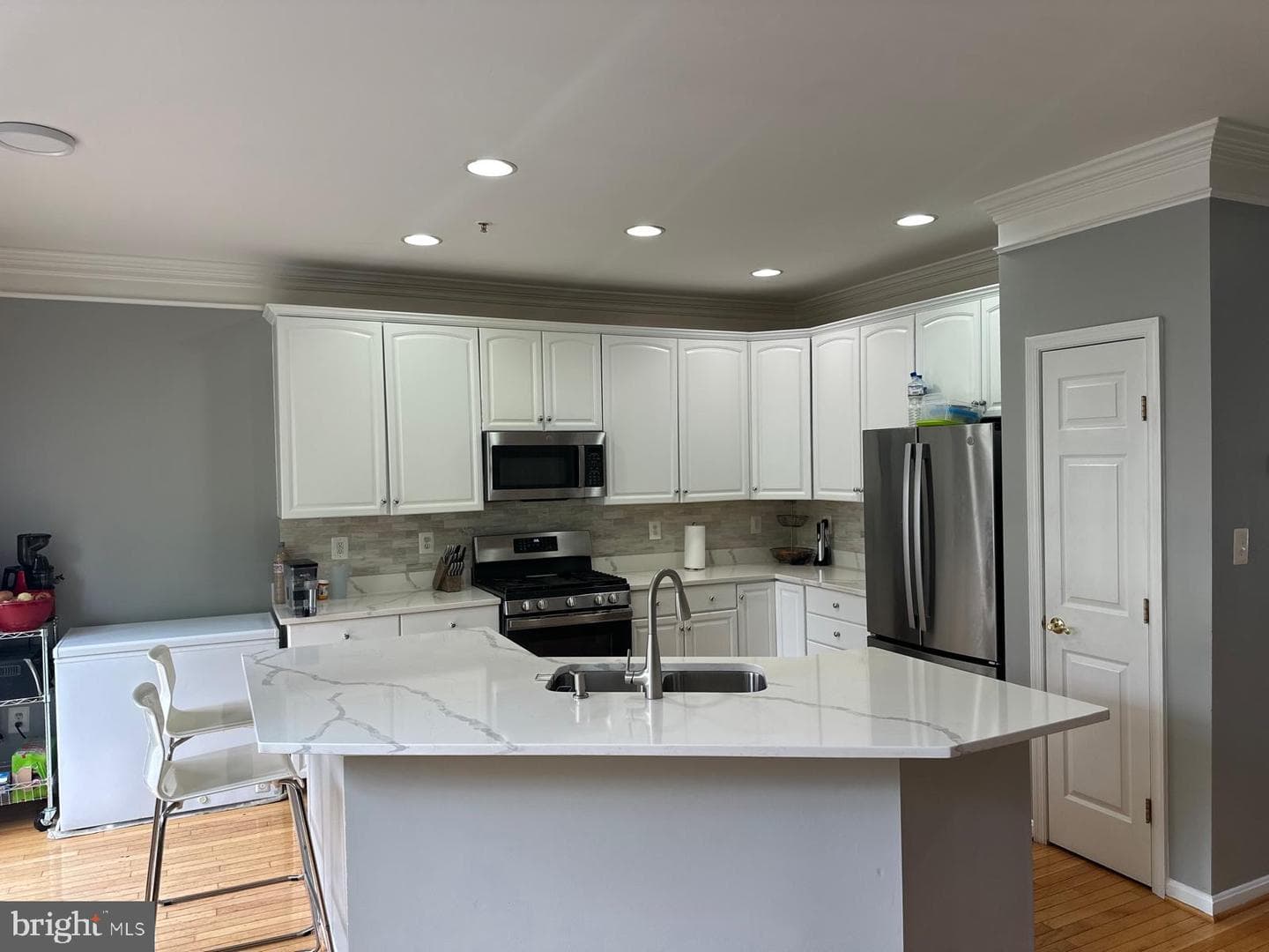 10425 Ridge Landing Place photo 8