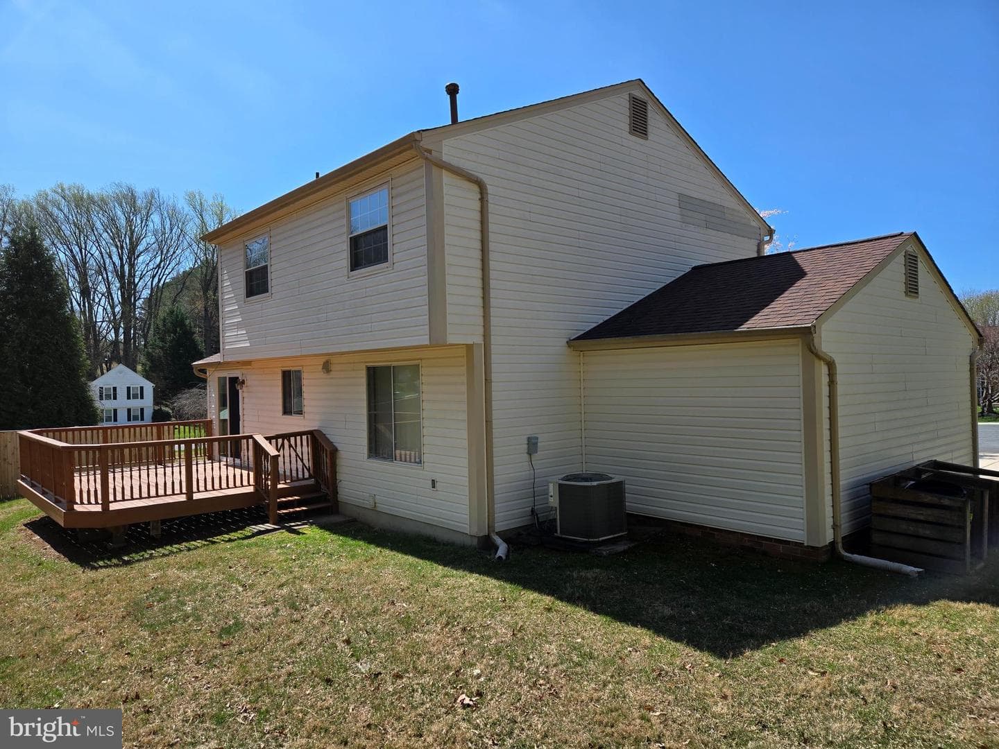 405 Wompatuck Court photo 15
