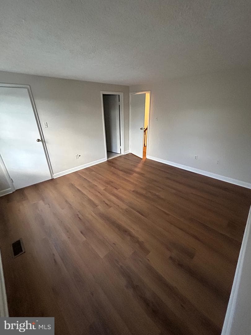 7704 Eagles Head Court photo 10