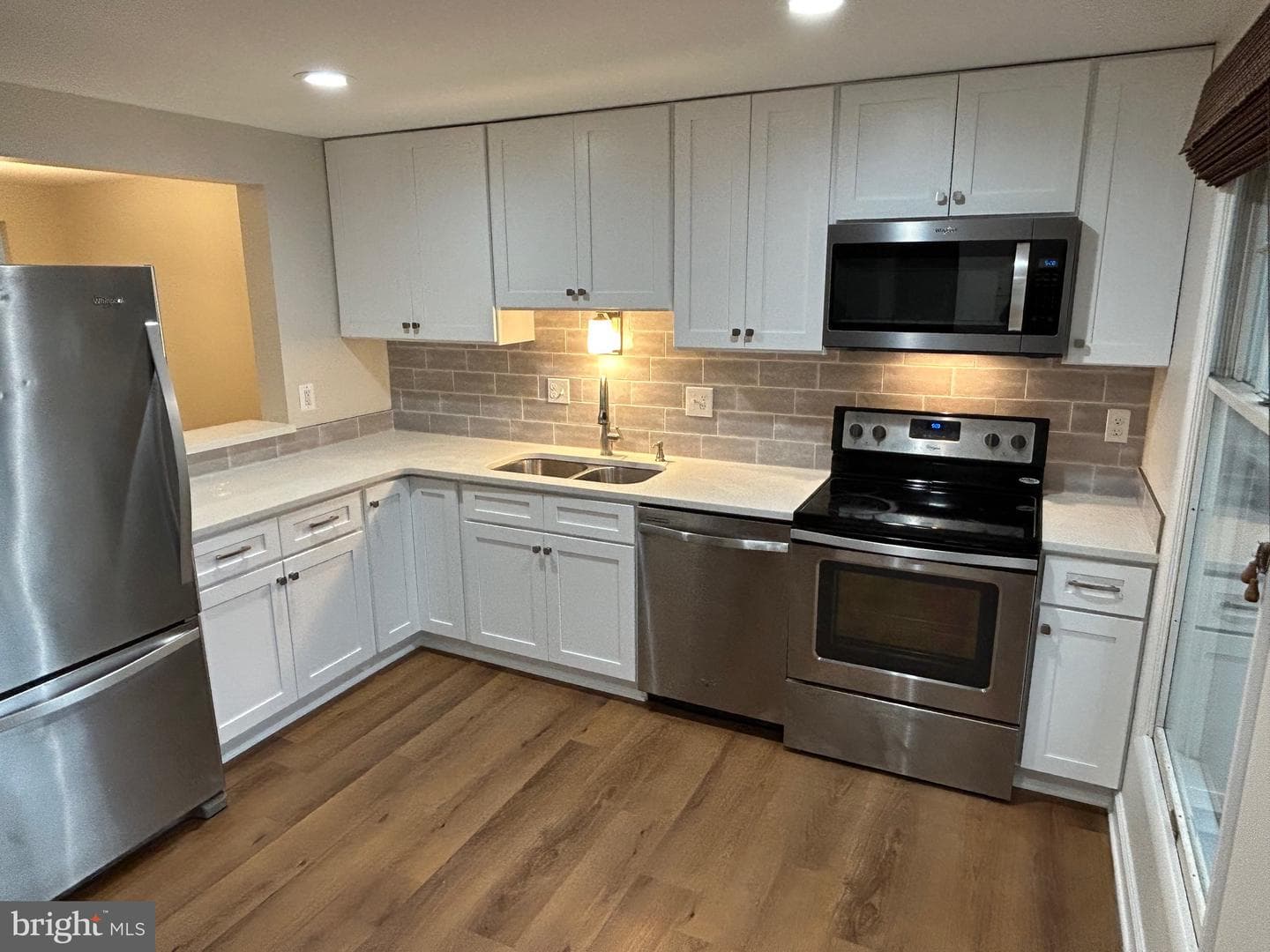 7704 Eagles Head Court photo 2