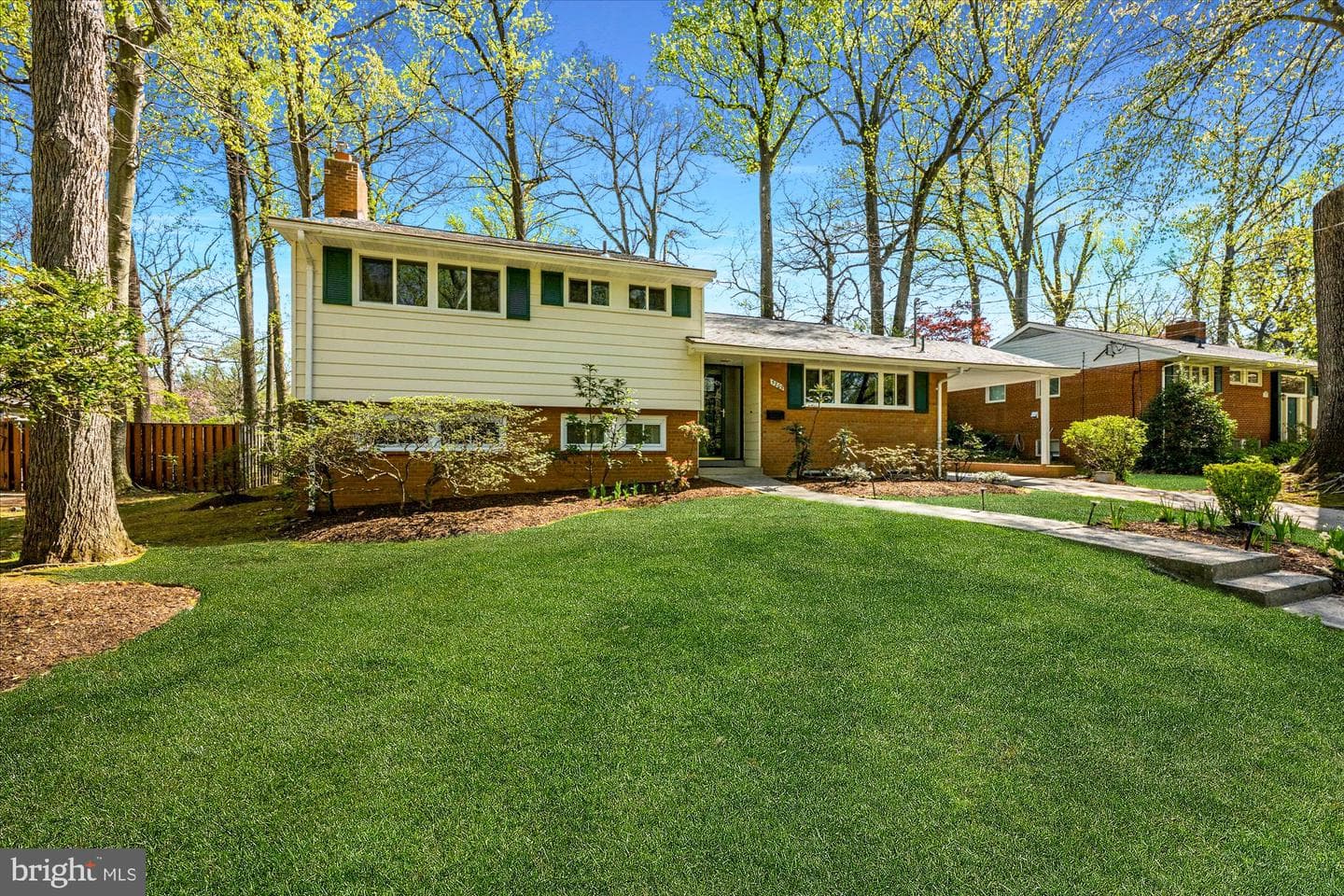 5808 Rossmore Drive