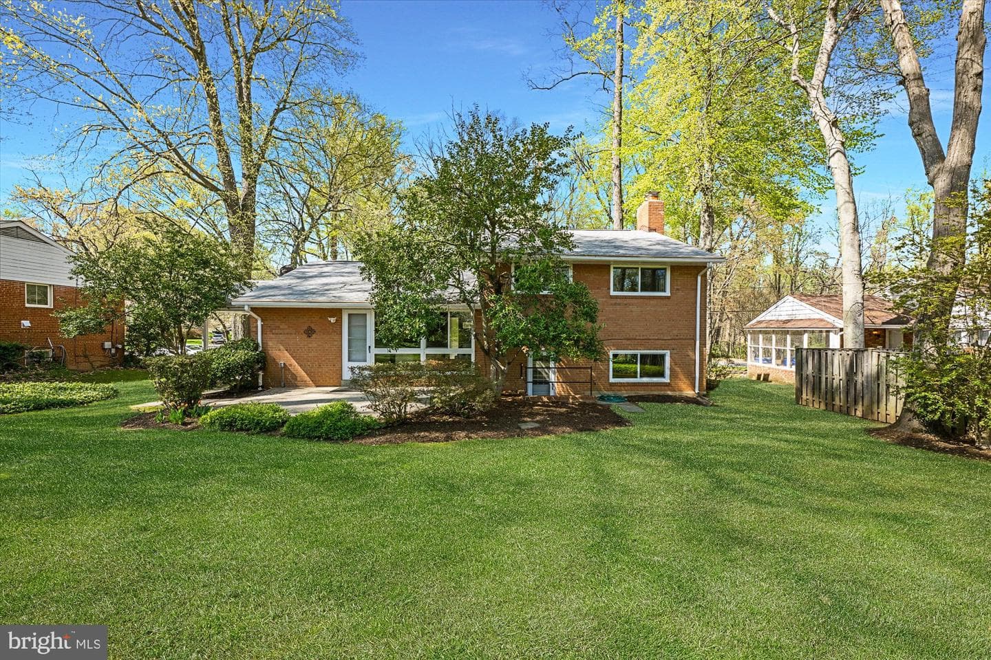 5808 Rossmore Drive photo 4
