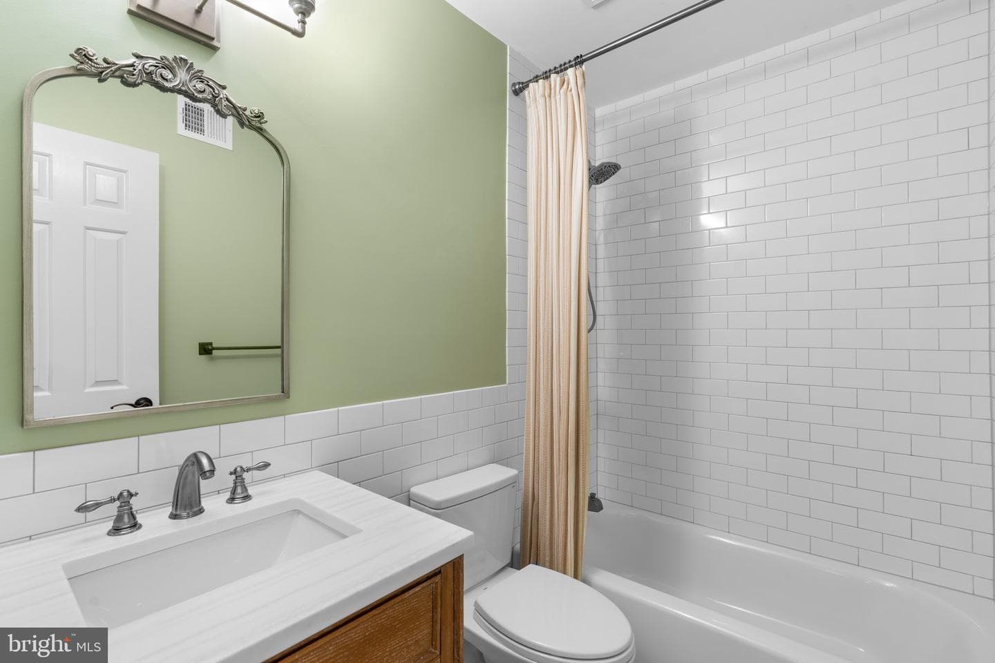1000 Windrush Lane #18 photo 22